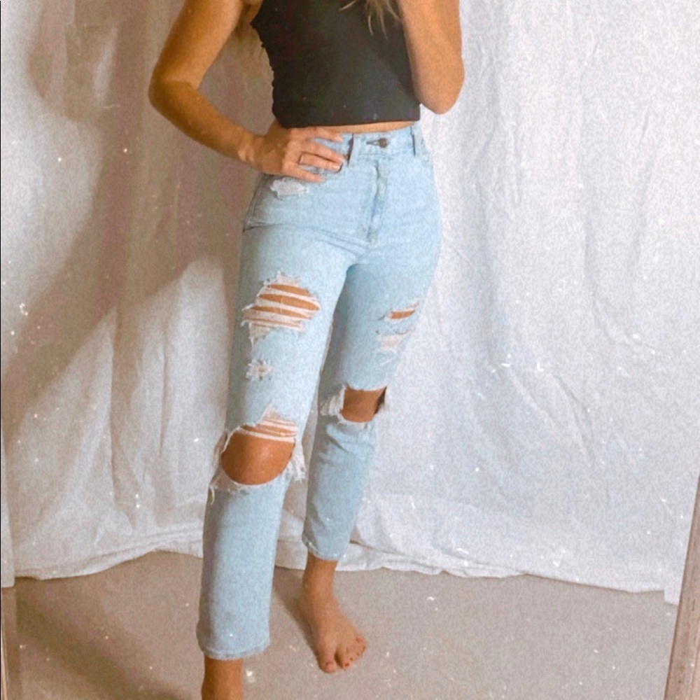 A&F ripped super high rise jeans size 25